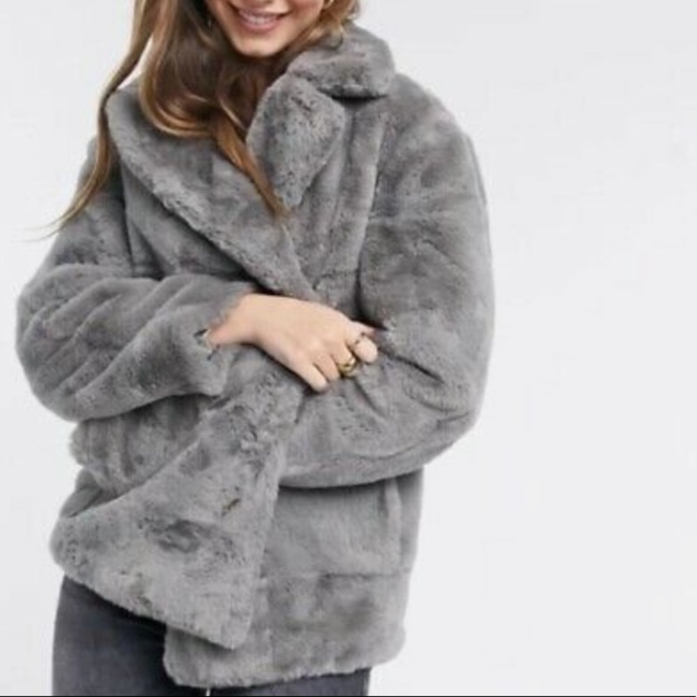 Blank NYC Fuax Grey Fur Teddy Coat with Collar XS